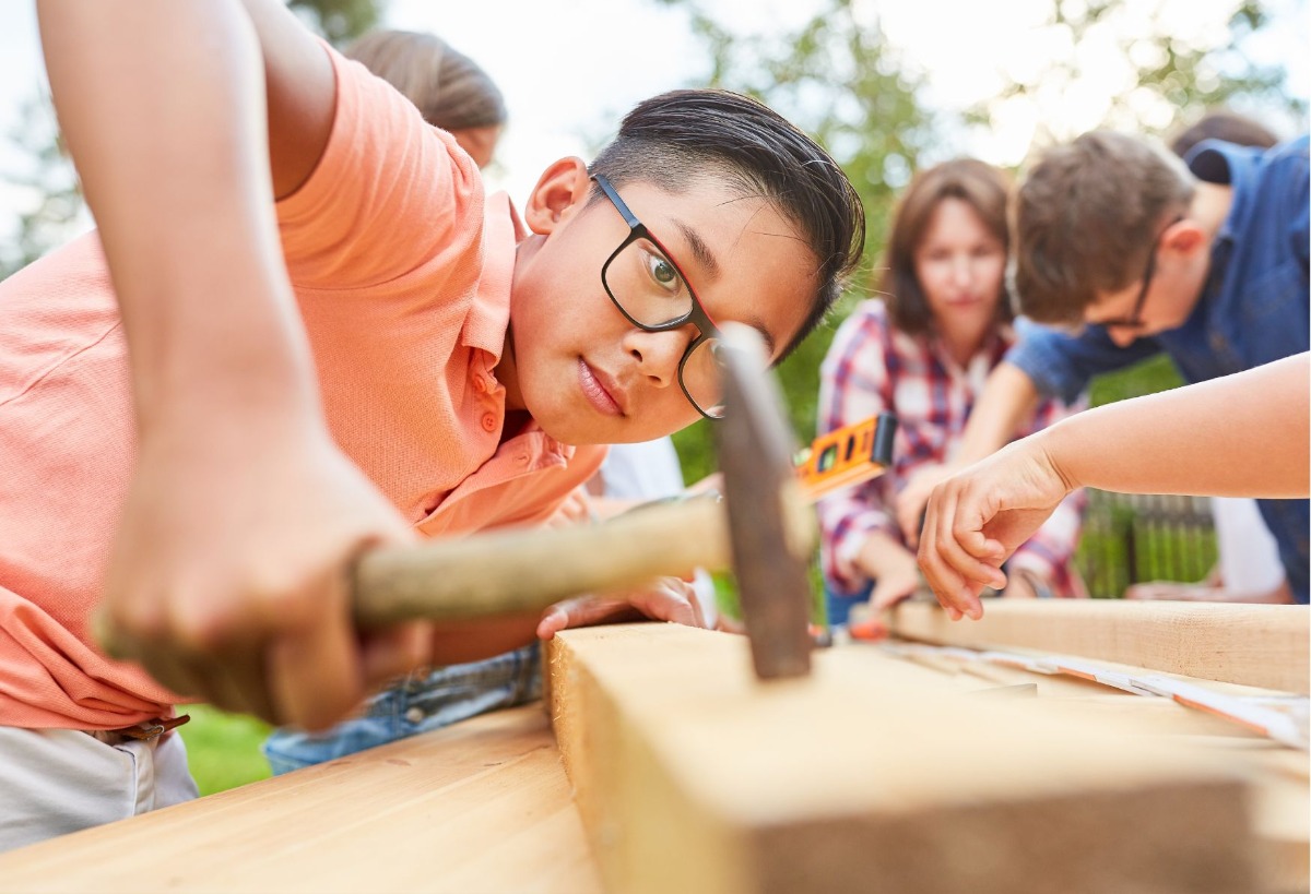 Zomer Maakfeest – kinderen bouwen